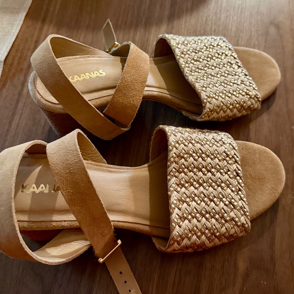 KAANAS Ankle Wrap Heels - Picture 3 of 8